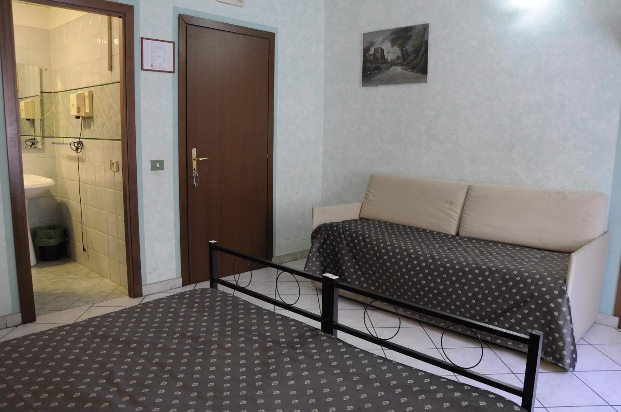 Hotel Farini, Rome